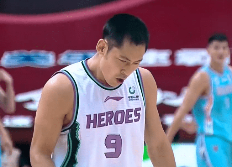 九游娱乐网站 -今夜体能课后,新疆广汇绝杀压哨备战意甲,悬念犹存,心理建设被强调