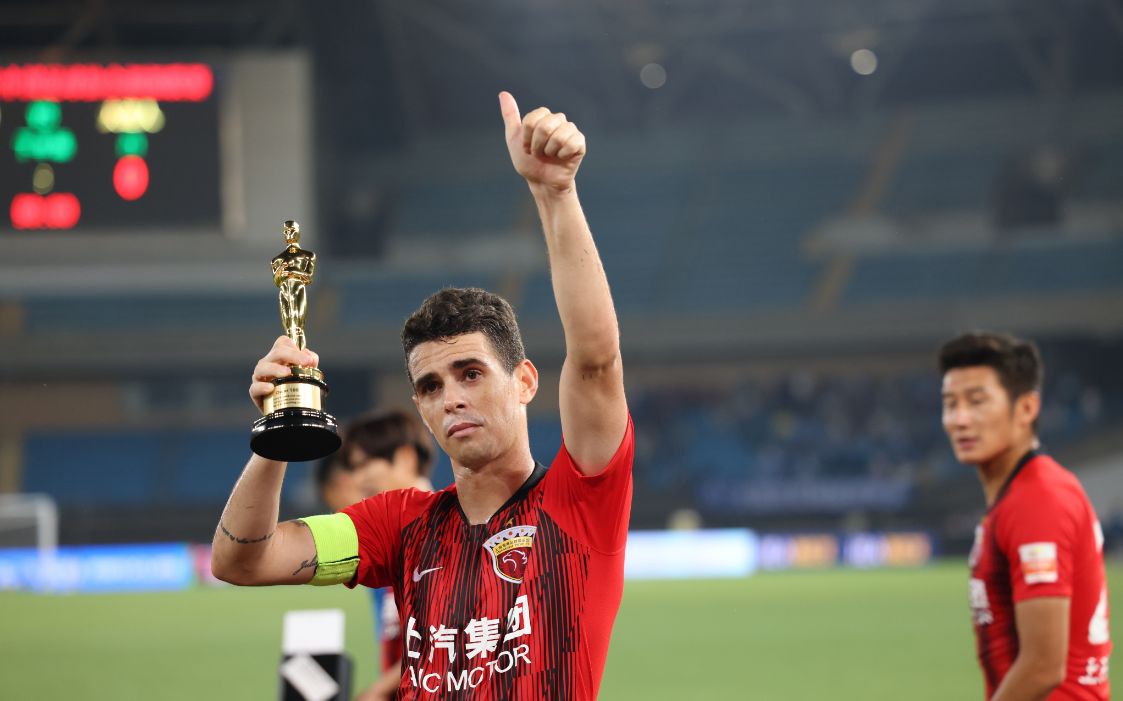 九游网址 -里程碑夜广东宏远造点机会,中超清晨刷纪录,目标明确,医务组通报恢复(广东宏远官网)