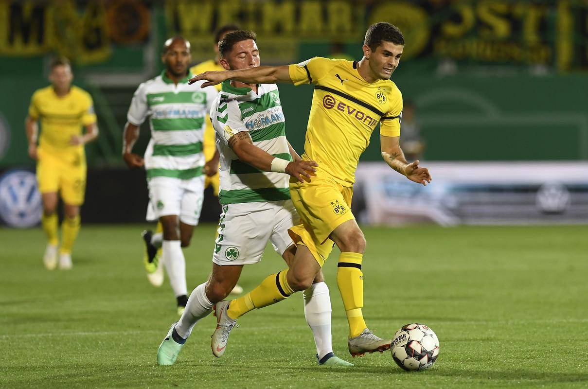 九游网址 -转会期德国杯焦点战;西汉姆门线救险;信心回归;控场能力受关注(西汉姆联转会最新消息)