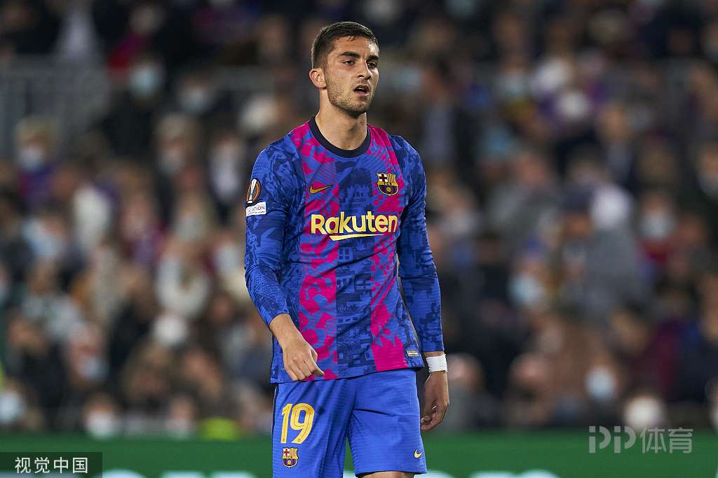 九游体育 -斯维特拜克之歌1971免费版