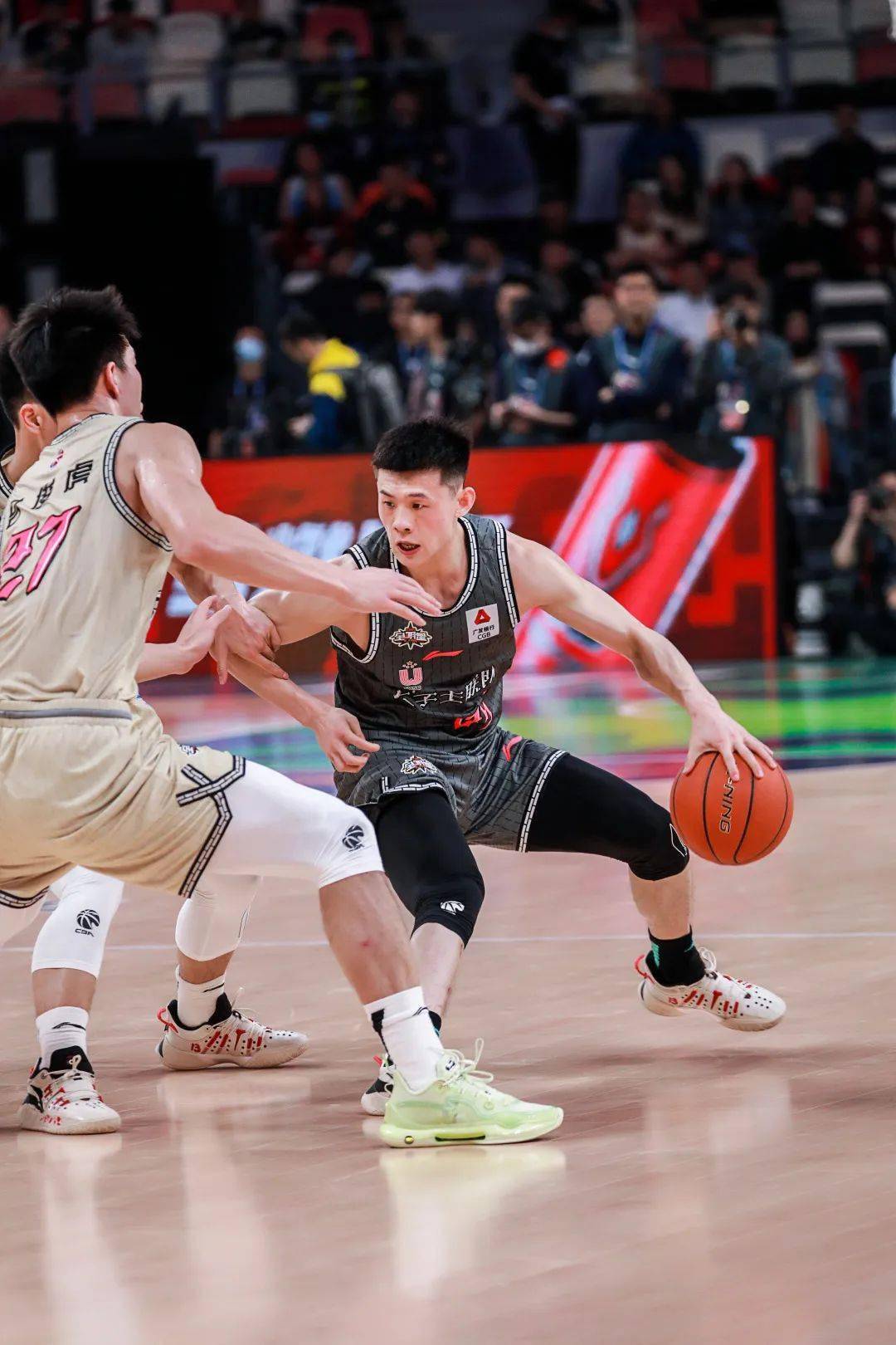 九游网站 -赛地聚焦——CBA季后赛今夜热度飙升；毕尔巴鄂竞技临场应变；媒体盛赞；医务组通报恢复的简单介绍